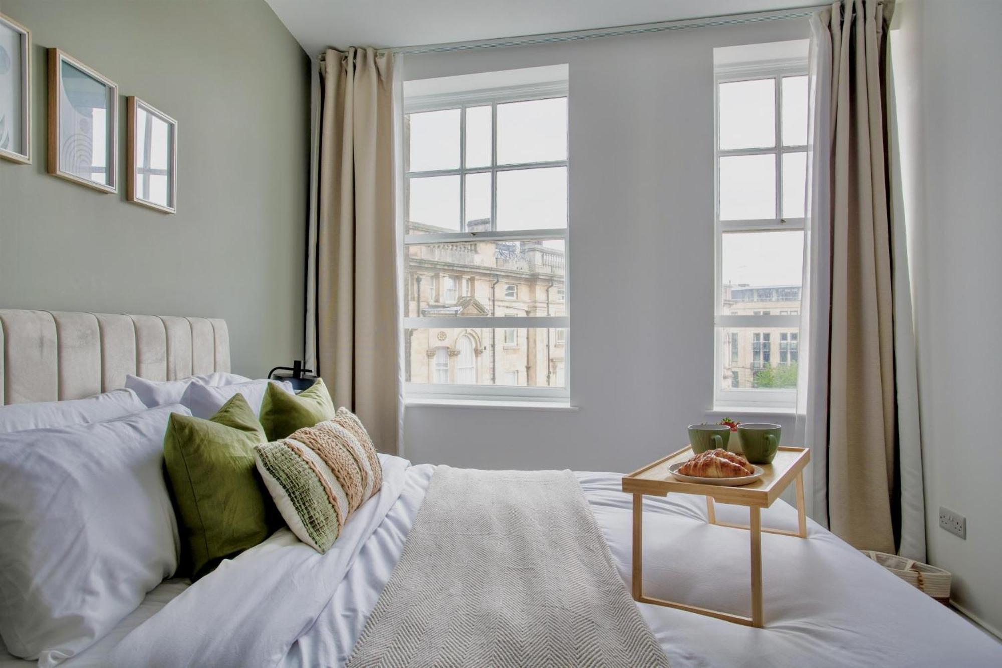 The Yorkshire Crown - Luxury Apartment - Free Parking Nearby Χαρογκέιτ Εξωτερικό φωτογραφία